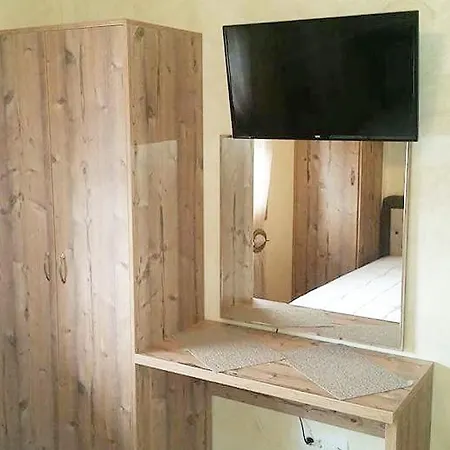 Апартаменты Laki